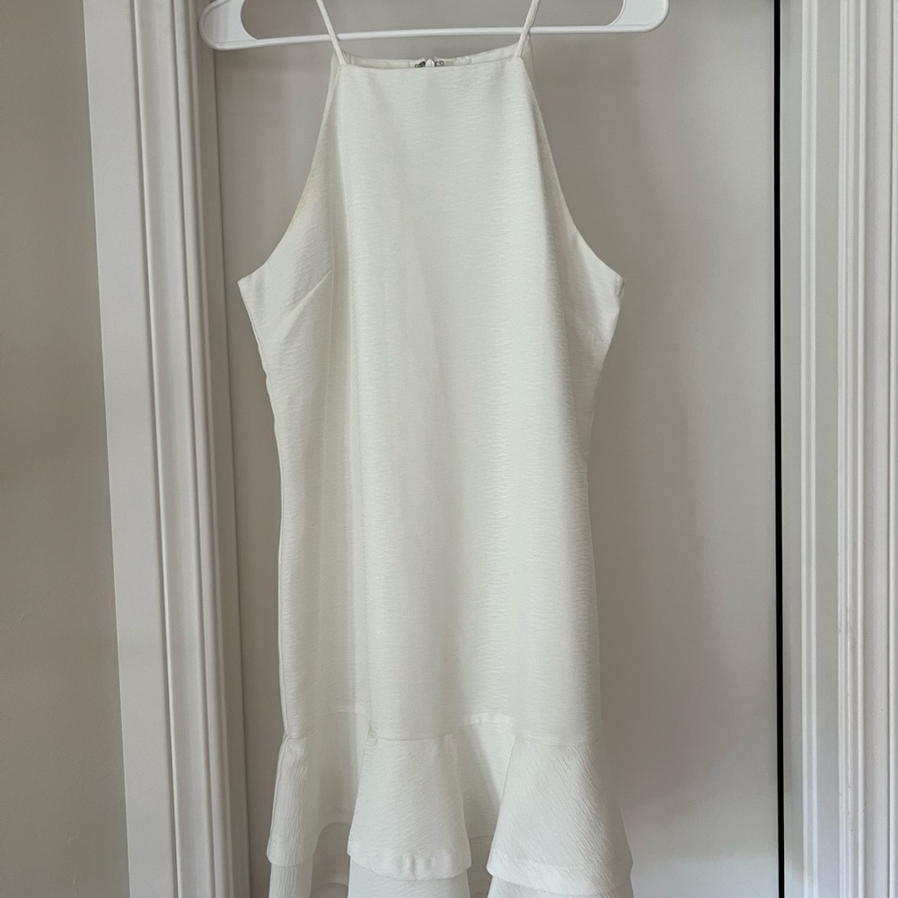 Elegant White Mini Dress